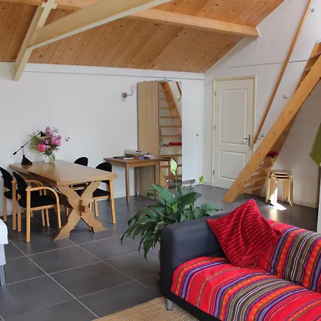 Апартаменты Koetshuis Bothalenshof Malden