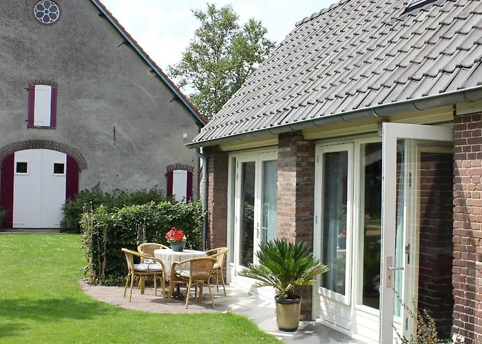 Koetshuis Bothalenshof * Malden