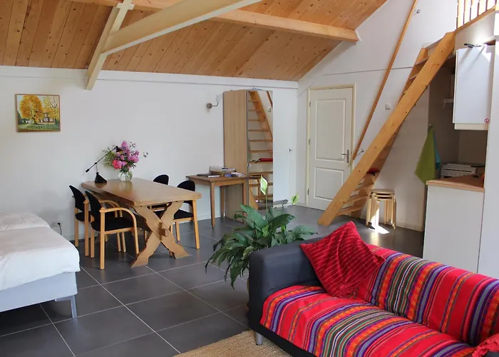 Апартаменты Koetshuis Bothalenshof Malden